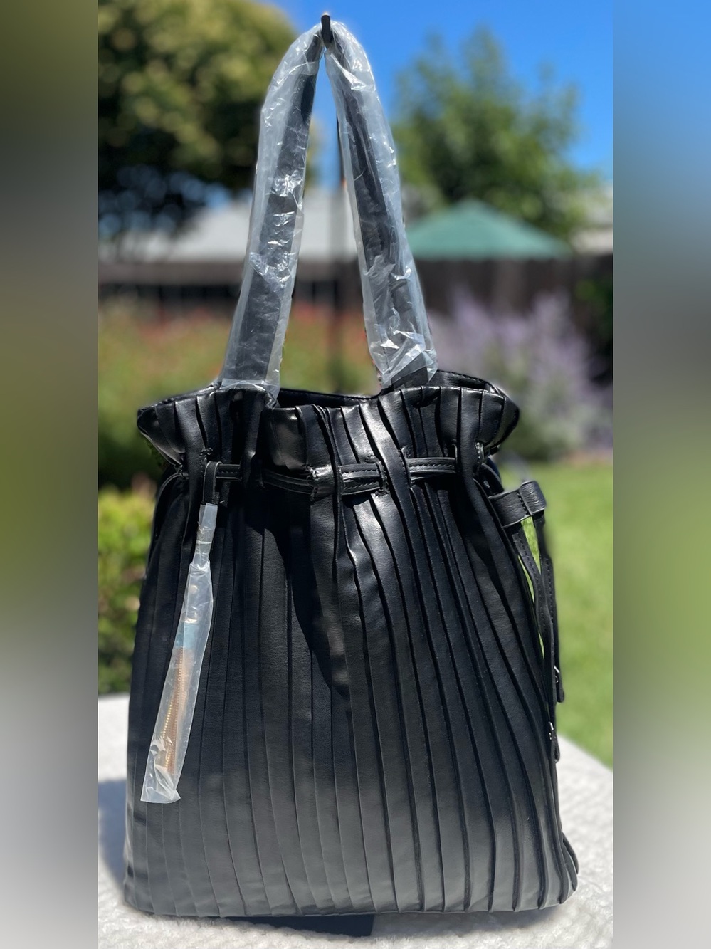 Black Pleated Bucket Tote Bag. Faux leather style w/ pleated flair! NWT!